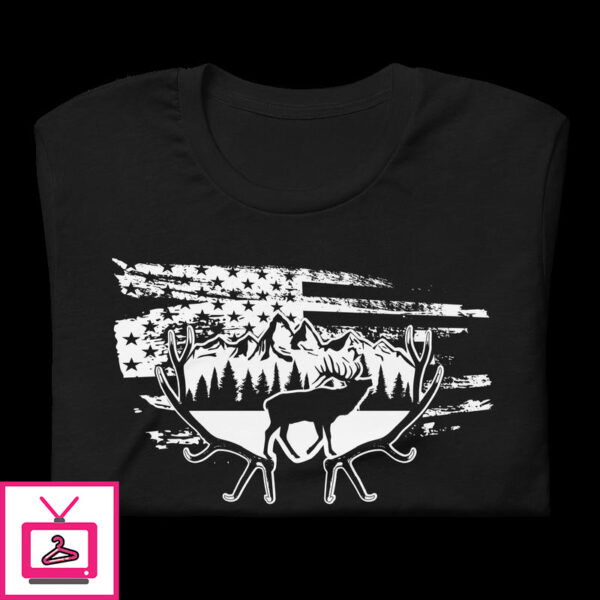 Elk, Horns, and American Flag – Short-Sleeve Unisex T-Shirt