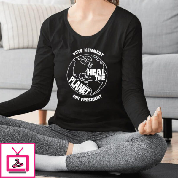 Kennedy24 Store Heal The Planet T-Shirt