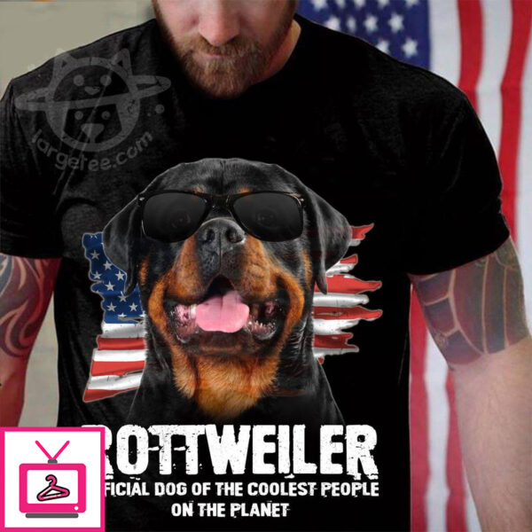 Rottweiler official dog of the coolest people on the planet – America flag