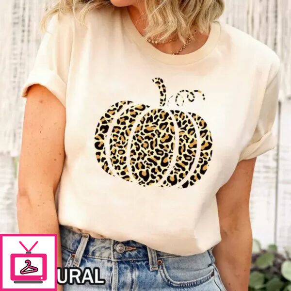 Leopard Pumpkin T-Shirt – Trendy Fall Fashion for Pumpkin Enthusiasts