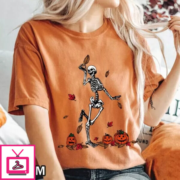 Vintage Happy Skeleton Dancing with Jack-o-Lanterns Halloween T-Shirt