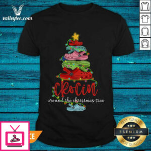 Lovely Sandals Crocin Around The Christmas Tree T-Shirt