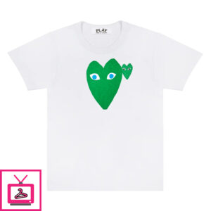 PLAY T-Shirt Large Green Heart with Blue Eyes