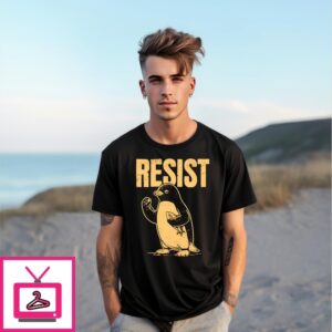 Resist Penguin Activism Vintage 2025 T-Shirt