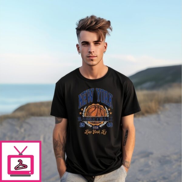 New York Knicks Basketball Est 1946 Usa Vintage T-Shirt