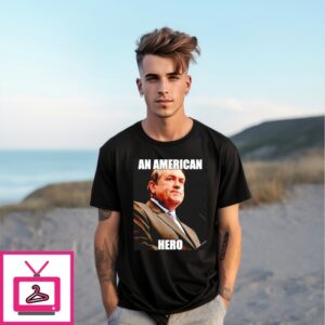 Mike Huckabee An American Hero T-Shirt