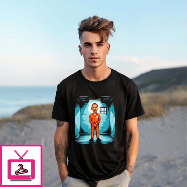 Obama Parody Wanted For Treason Mugshot T-Shirt