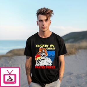 Suckin On Chili Dog Outside The Tastee Freez T-Shirt