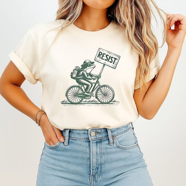 Frog On Bike Resist Portland Frog Protest Vintage T-Shirt