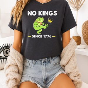 No Kings Frog Statue Of Ribbity T-Shirt