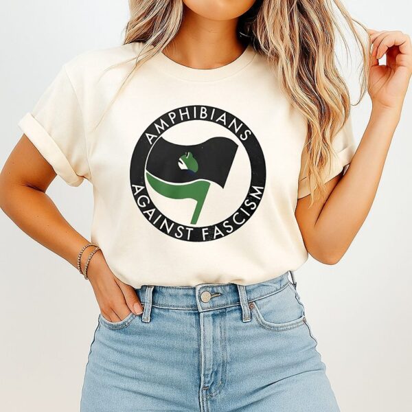 Portland Frogs Amphibians Against Fascism Antifa T-Shirt