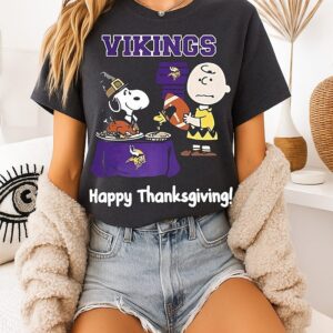 Snoopy And Charlie Brown X Minnesota Vikings Football Happy Thanksgiving T-Shirt