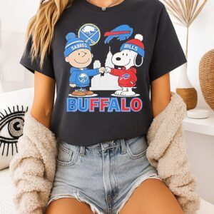 Snoopy Fist Bump Charlie Brown Buffalo Sabres And Buffalo Bills T-Shirt