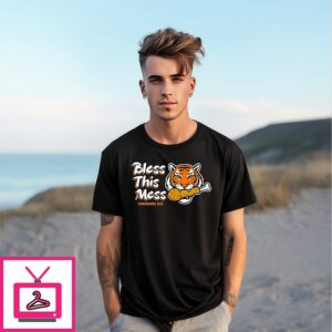 Tiger Eating Drumstick Bless This Mess Thanksgiving 2025 T-Shirt