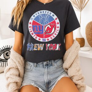 New York Yankees New York Giants And New Jersey Devils Mashup Logo T-Shirt