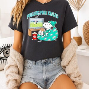 Philadelphia Eagles Snoopy Cozy Game Day Peanuts T-Shirt