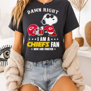 Snoopy Damn Right I Am A Kansas City Chiefs Fan Now And Forever T-Shirt