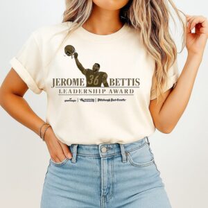 Jerome Bettis 36 Holding Pittsburgh Steelers Helmet Leadership Award T-Shirt