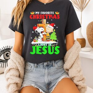 Snoopy And Charlie Brown Holding Croos My Favorite Christmas Light Is Jesus T-Shirt