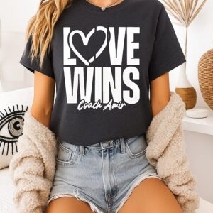 South Florida Bulls Coach Amir Love Wins T-Shirt