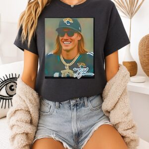 Trevor Lawrence Smiling Jacksonville Jaguars Football Signature T-Shirt
