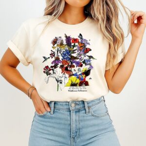 Wildflower Pollinators Butterflies Moths Bees Wasps Bats Hummingbirds Flies Beetles T-Shirt