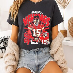 Patrick Mahomes Kansas City Chiefs NFL Magic Mahomes Goat Number 15 T-Shirt