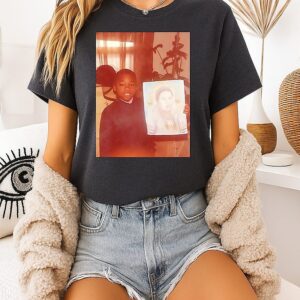 50 Cent With A Drawing Of His Mother Childhood Painting T-Shirt