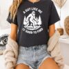 Bigfoot A Guy Like Me Is Hard To Find Mythical Creatures T-Shirt