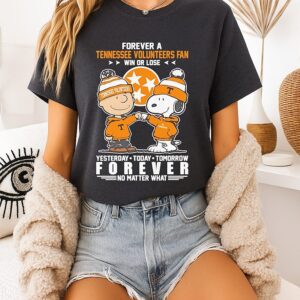 Charlie Brown And Snoopy X Tennessee Volunteers Forever Fan No Matter What T-Shirt