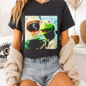 Kermit The Frog Smoking Jaws Muppet Meme T-Shirt
