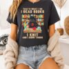 Cat Black That’s What I Do I Read Books I Knit And I Know Things T-Shirt