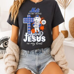 2026 New York Mets Baseball Mascot In My Veins Jesus In My Heart T-Shirt