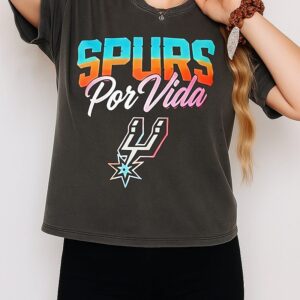 Por Vida San Antonio Spurs Logo T-Shirt