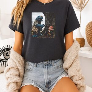 Cookie Monster Robbing Keebler Elf Tree Cookie T-Shirt