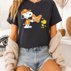 Snoopy X Dolly Parton X Tennessee Vonlunteers Graphic T-Shirt