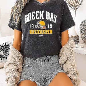 Green Bay Packers 1919 Football Helmet T-Shirt